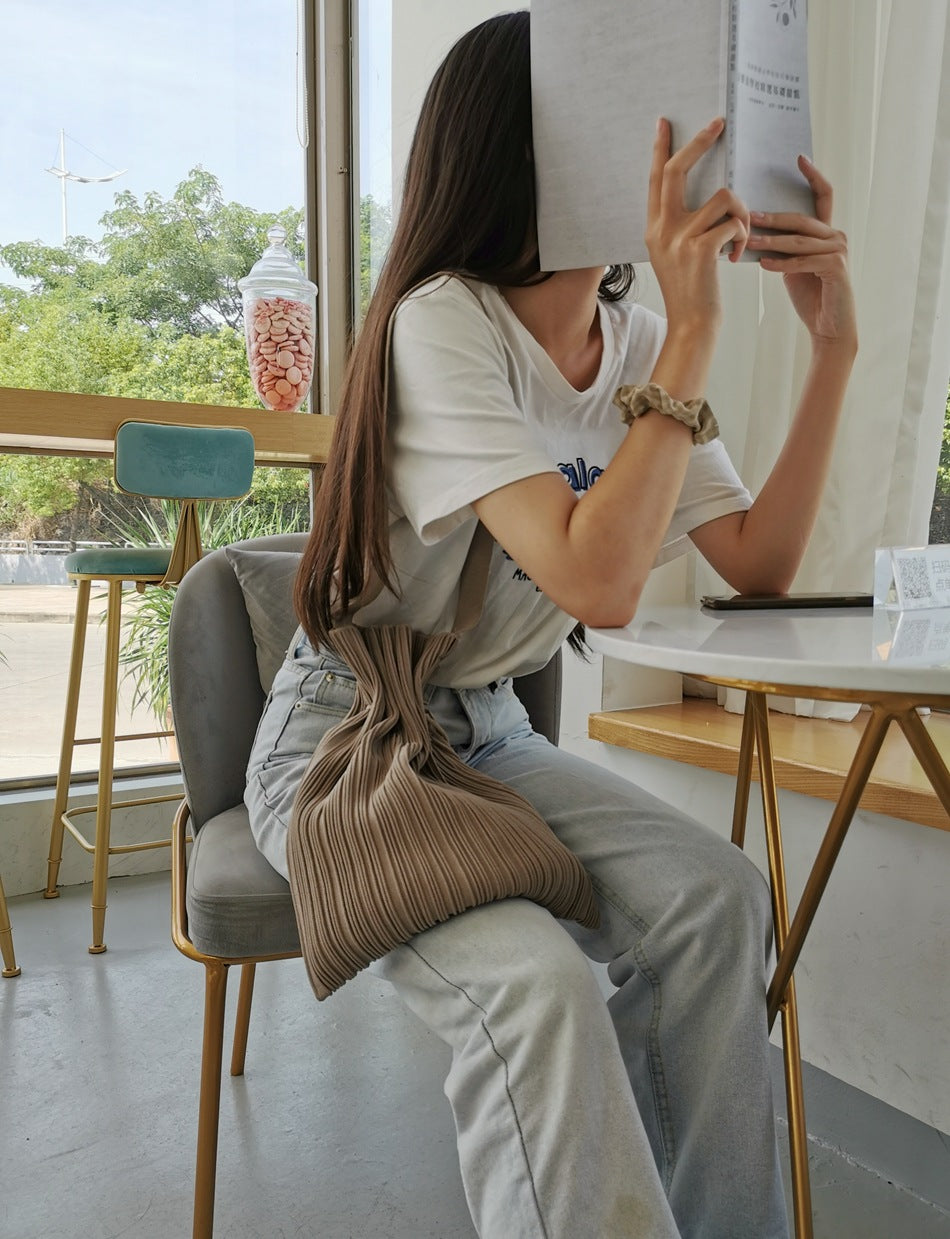 Niche Design Drawstring Folds Bucket Bag Fashion Art Simple One Shoulder