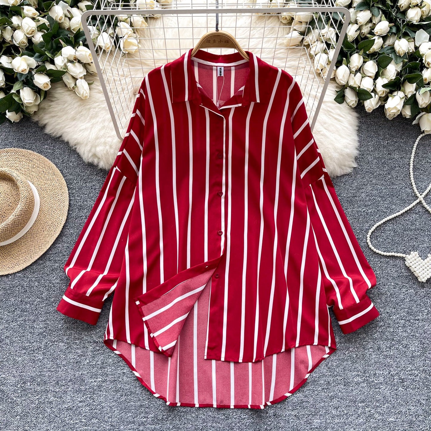 Loose, Mid-length Plus-size Shirt That Looks Slimming And Stylish