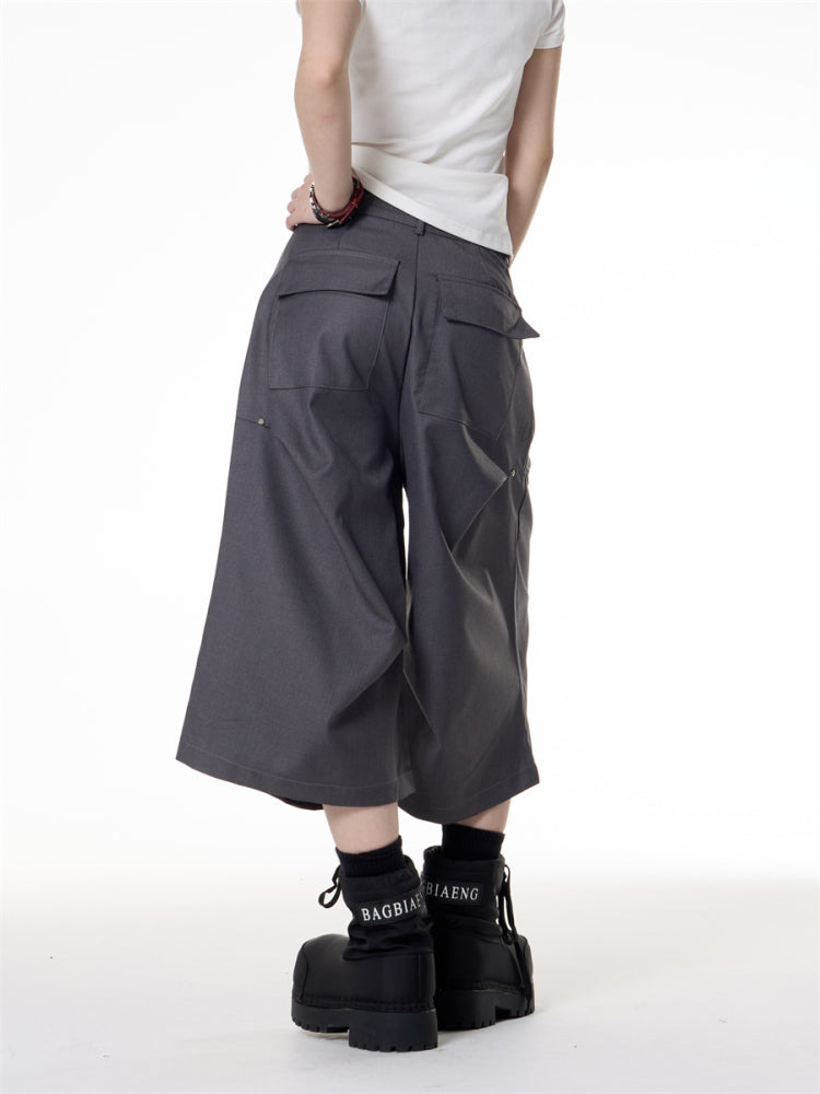 Rivet Pleated Loose-fitting Wide-leg Short Jumpsuit
