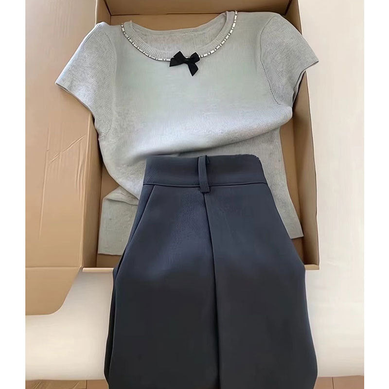 New Minimalist Short-sleeve Top And High-waisted Versatile Skirt Two-piece Set