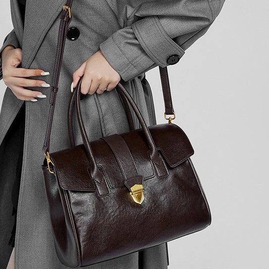 Large Capacity Commuter Portable Vintage Leather Women Bag
