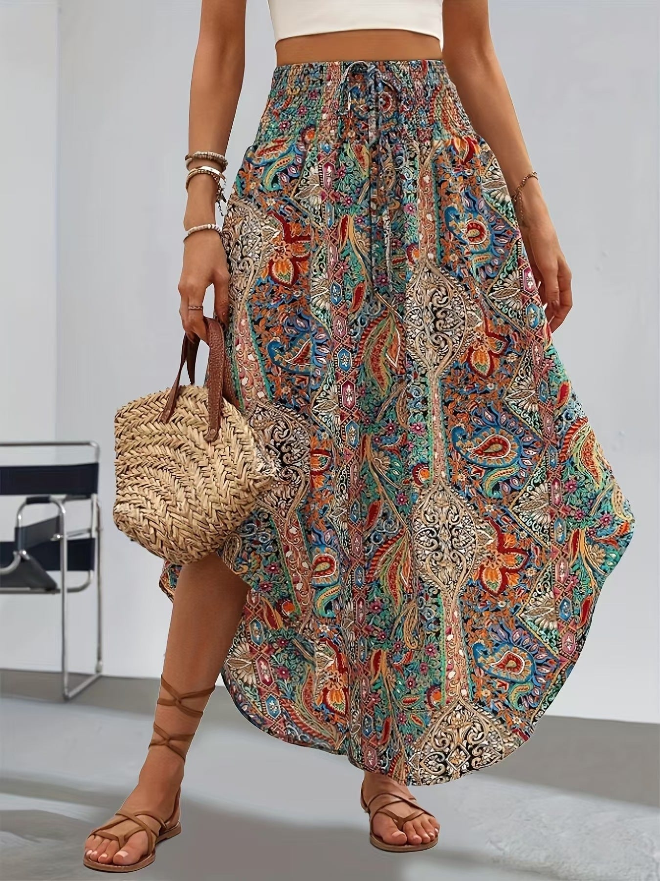 Plisseret A-formet nederdel med personligt print – casual