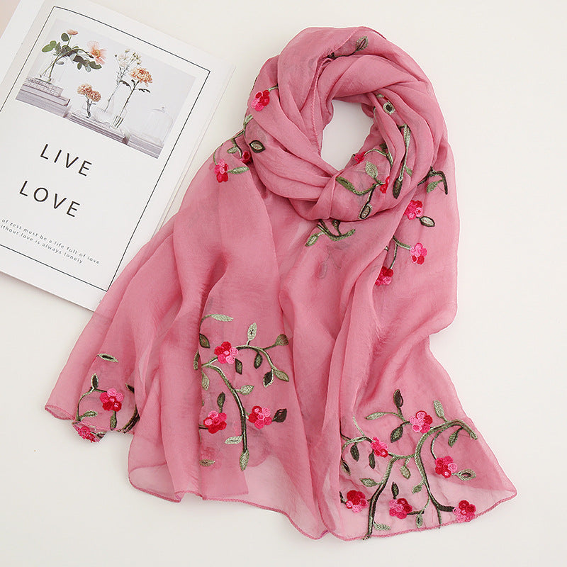 Sunscreen Embroidered Chiffon Beach Towel Ten Miles Of Peach Blossom Elegant Embroidery