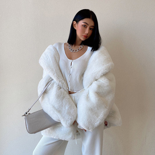 Women's Fashionable White Fur Coat Loose And Slim