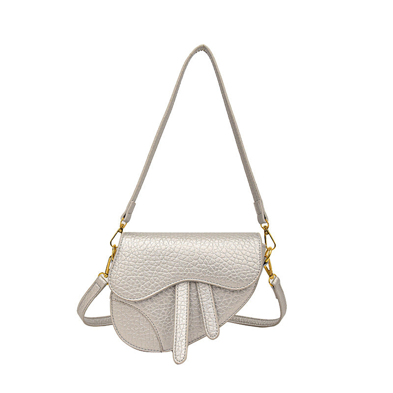 Enkel skuldertaske til kvinder i saddelstil (crossbody)