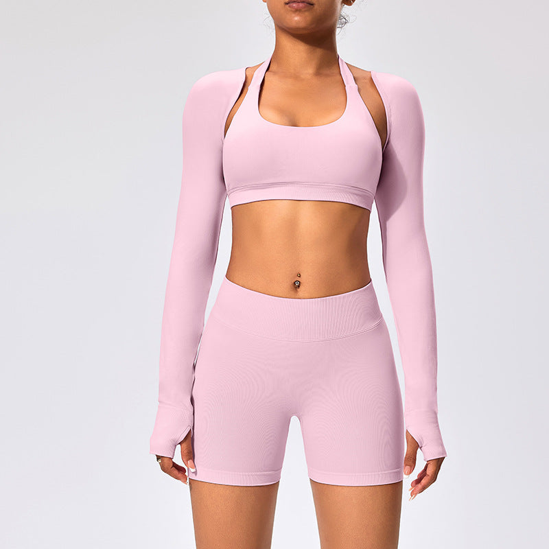 Wear A Sports Waistcoat With A Long-sleeved Shawl