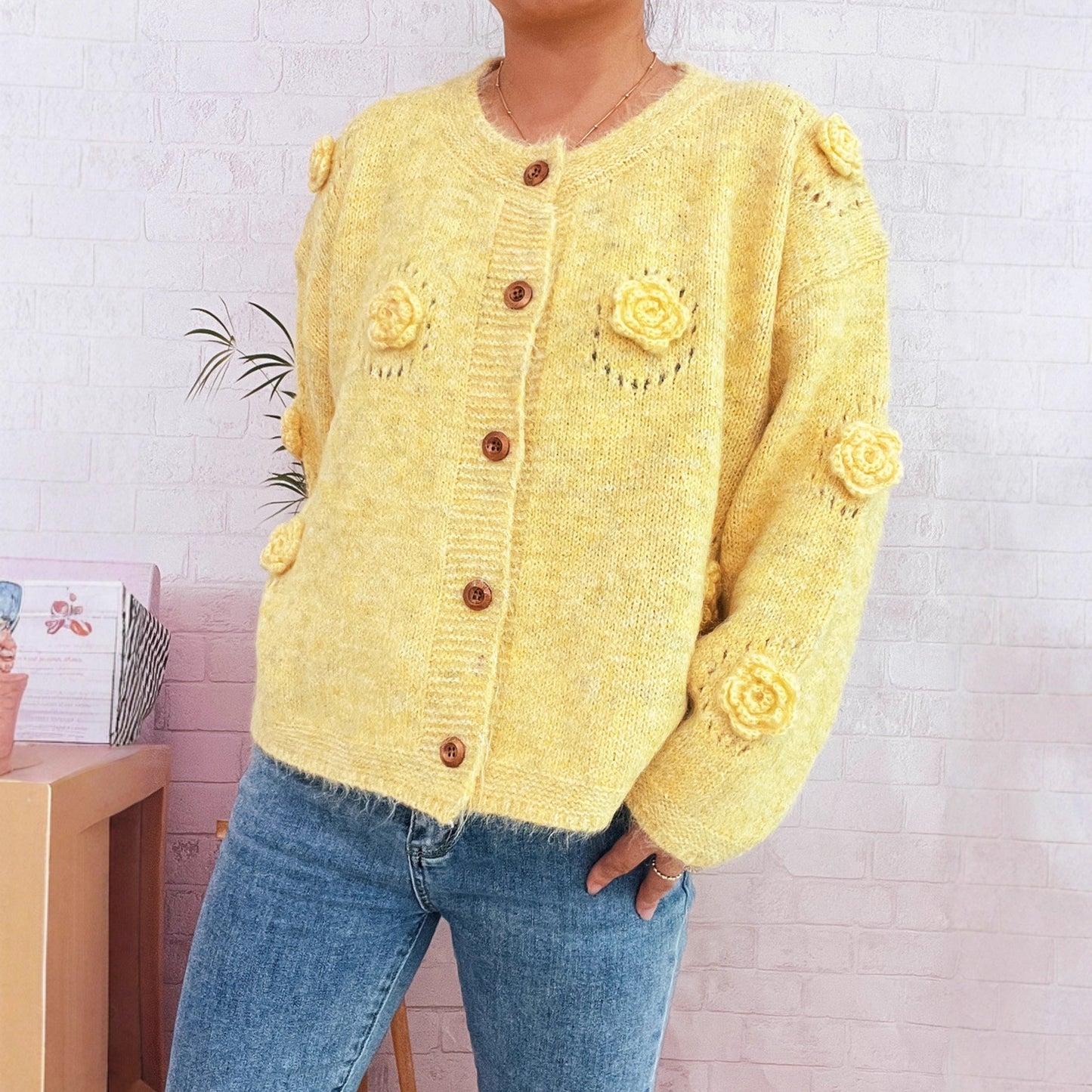 Three-dimensional Flower Cutout Knitted Coat Round Neck Cute Sweater