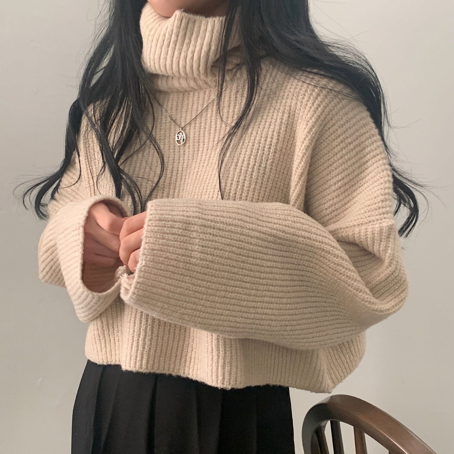 Thick Turtleneck Women's Long-sleeved Short Sweater