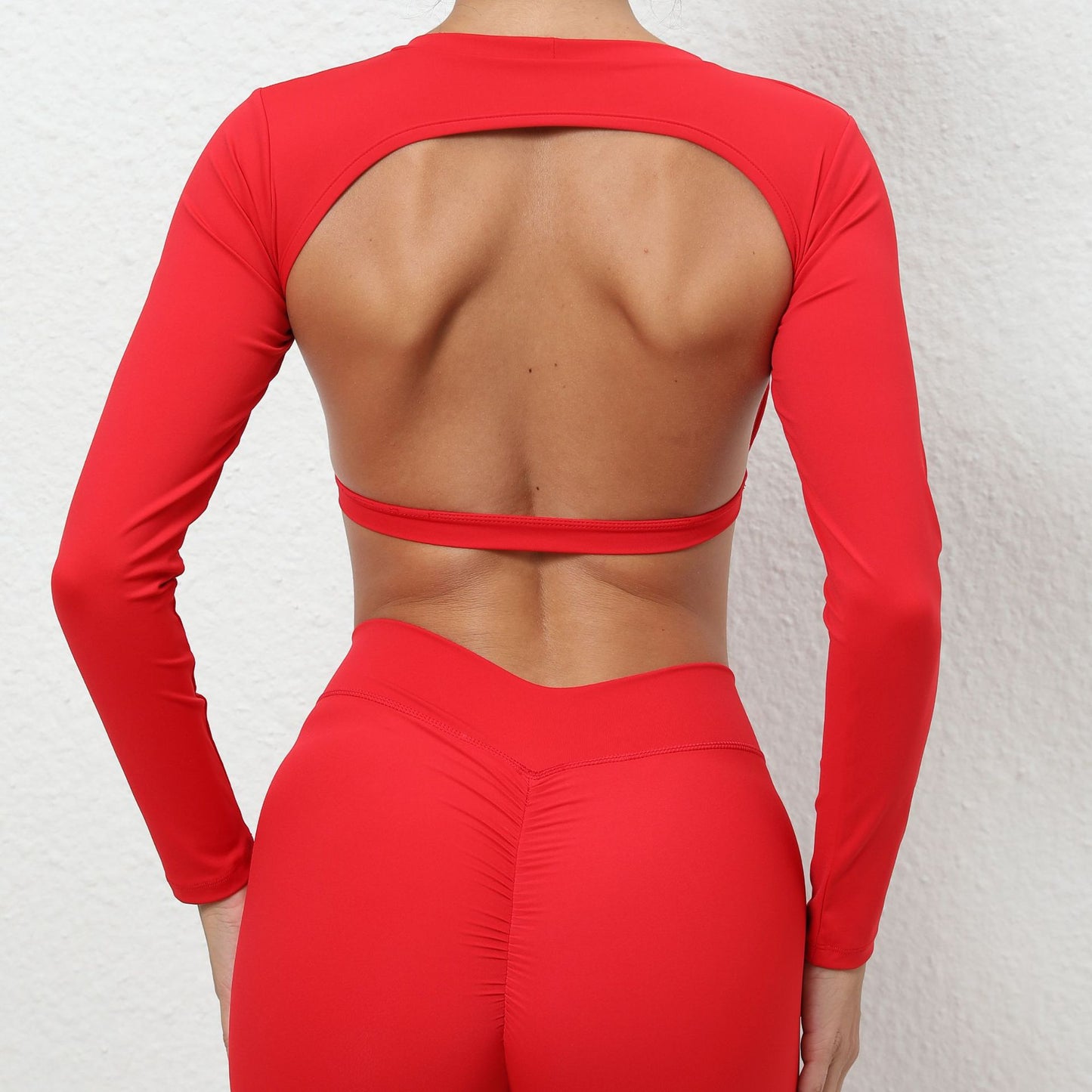 European And American Sports Top With Chest Pad Backless Short