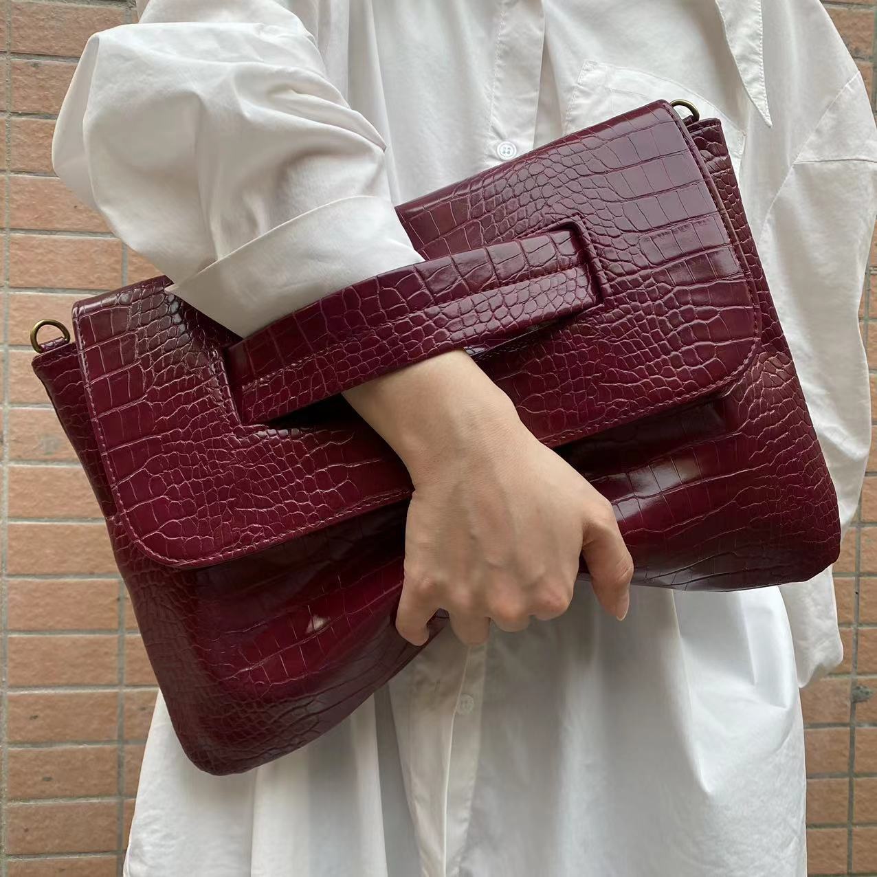 Large Capacity Briefbag