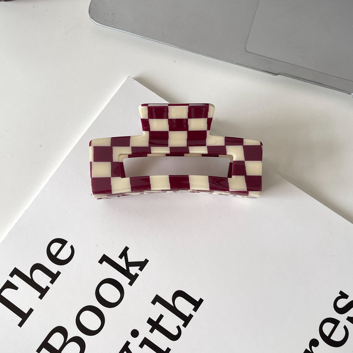 Color Acetate Checkerboard Grab Clip Net Red Temperament