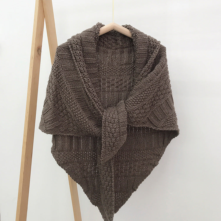 Good With Air-conditioning Triangle To Keep WarmWith Scarf Outside