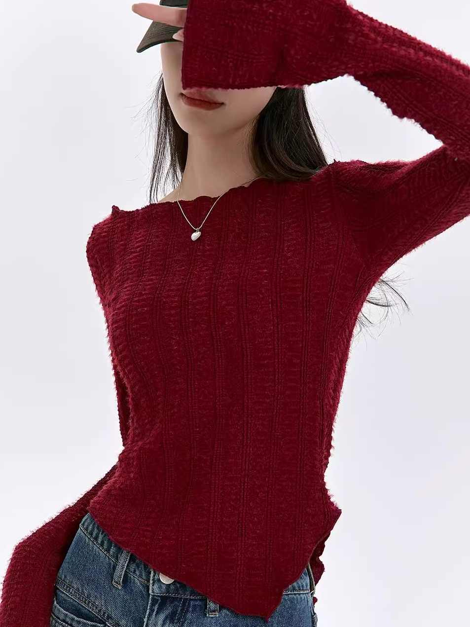 Red Vintage-style Design-forward Long-sleeve Knit Top A Slim-fit Base Layer