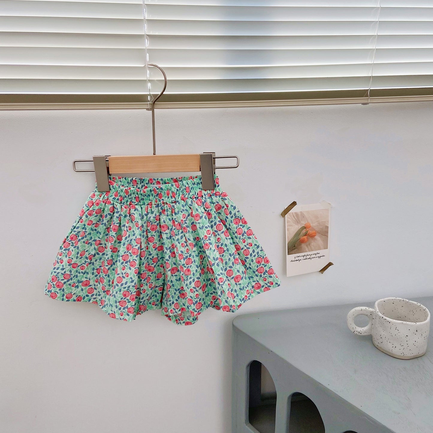 Børneblomstershorts knopskørtbukser moderigtige