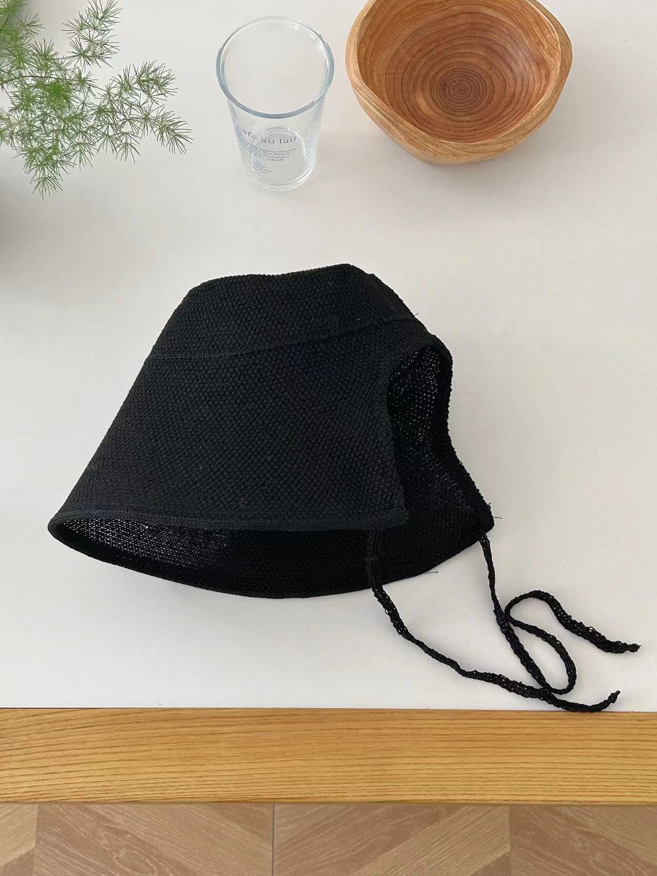 Dame fiskehat i fransk stil med flad top og bred skygge