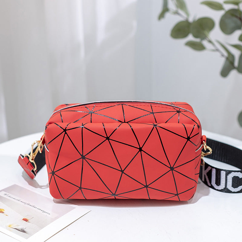 Colorful Radiating Geometric Print New Fashion Letter-Strap Camera Bag