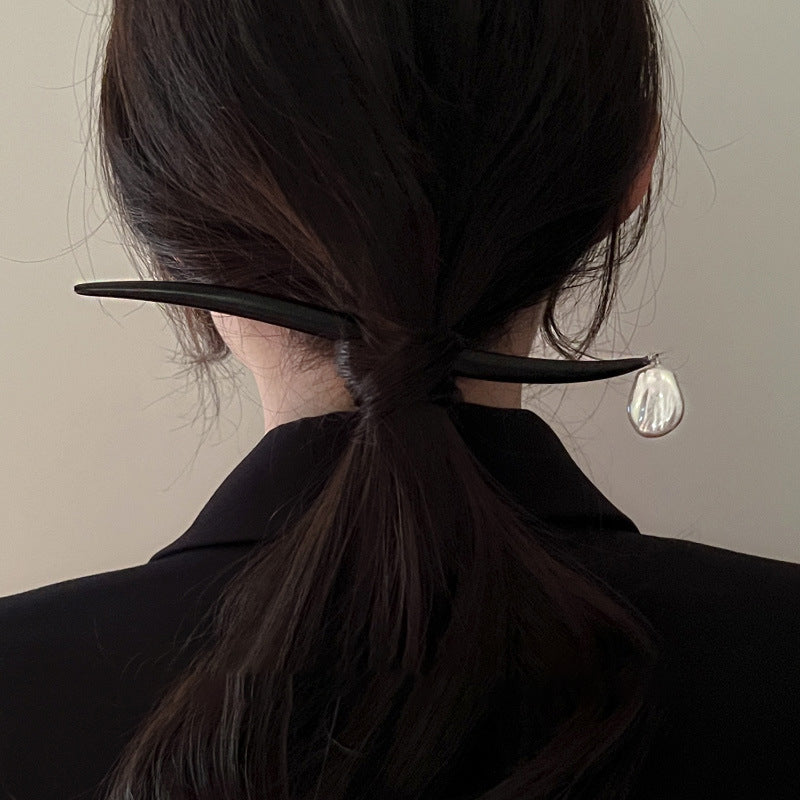 Classic Baroque Pearl Sandalwood Plate Hairpin