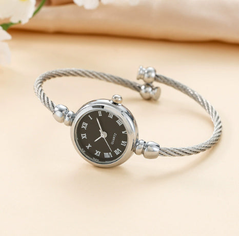 Small Hand-skilled Junior High School Girls Literary Sub-dial