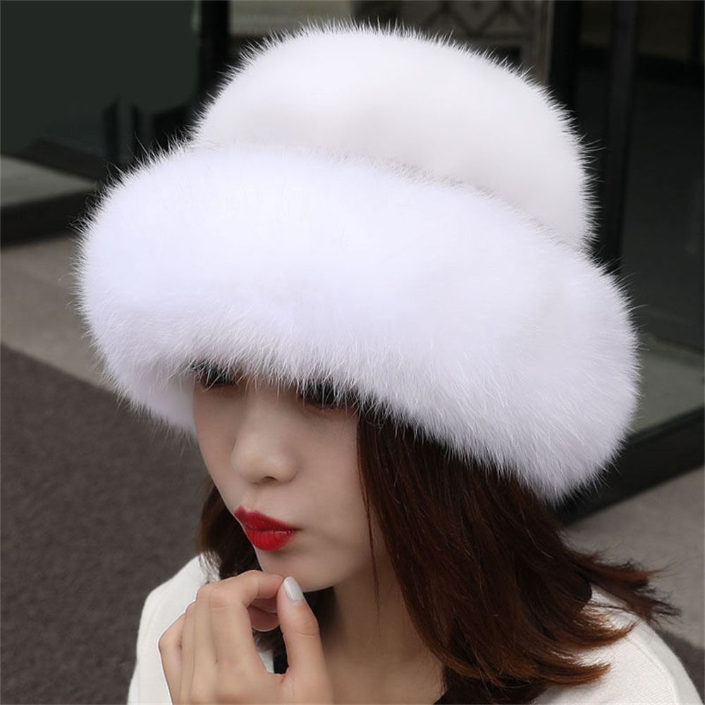 The New Style Of A Hundred With The Fashionable Ears To Keep Warm