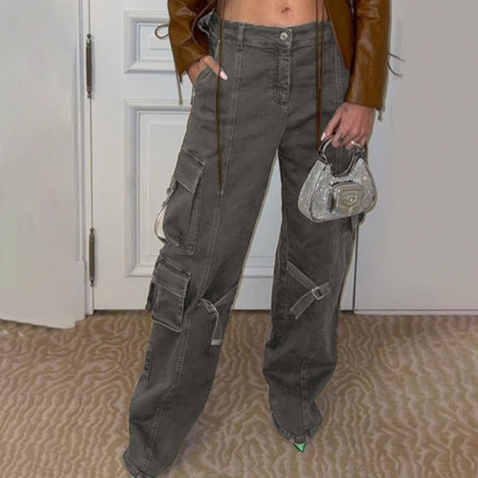 The Street Trend Is Loose Overalls With Many Pockets