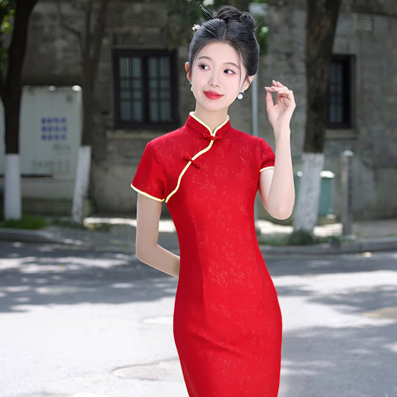 New Chinese-style Red Embossed Cheongsam Dress