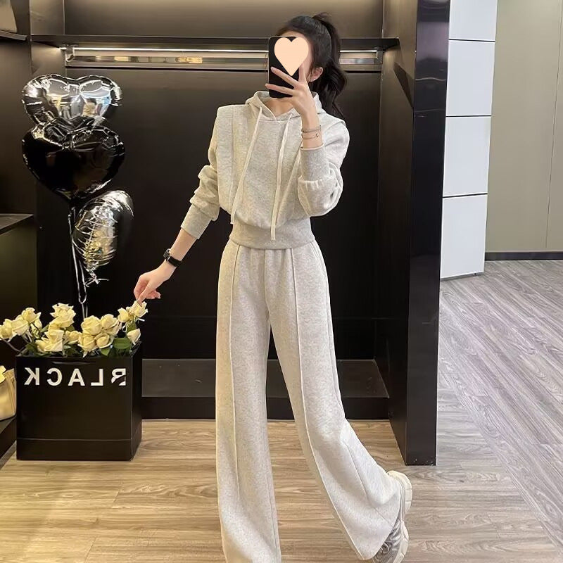 Casual Sportswomen's Autumn Regular Shoulder Hooded Short Sweatshirt And Pants Two-piece Set