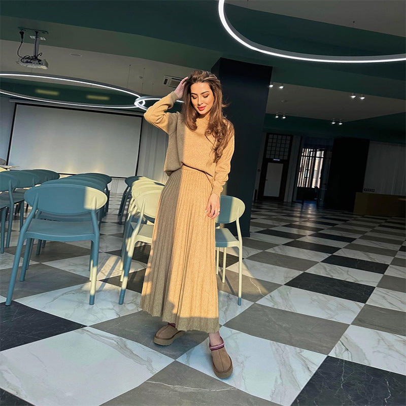 Women's Fashion Round Neck Solid Color Long Sleeved Pleated Skirt Set