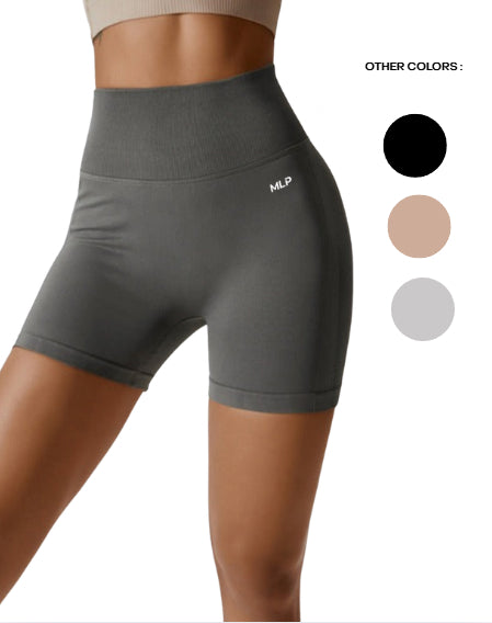 Women's Seamless Yoga Shorts In Europe And America