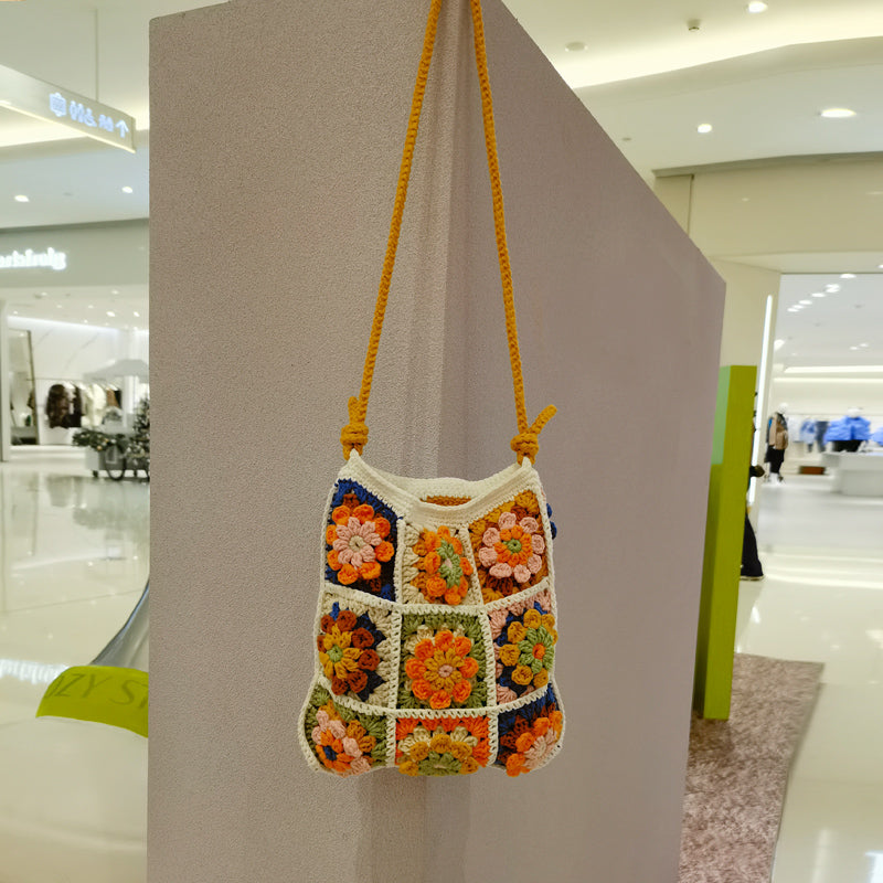 Diy Hand-woven Kaleidoscope Woolen Yarn Bag
