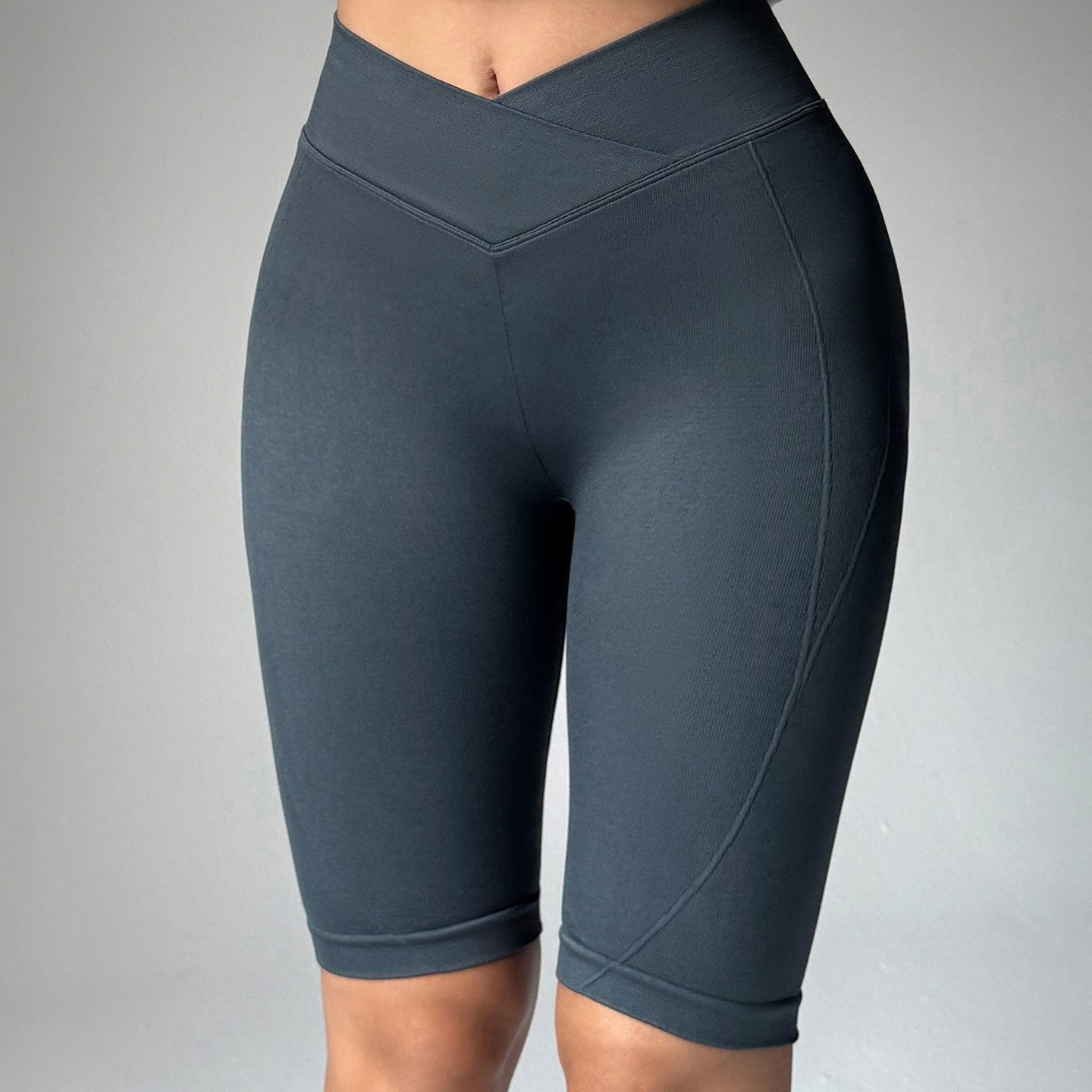 Women's Cross Waist Peach Hip Shorts