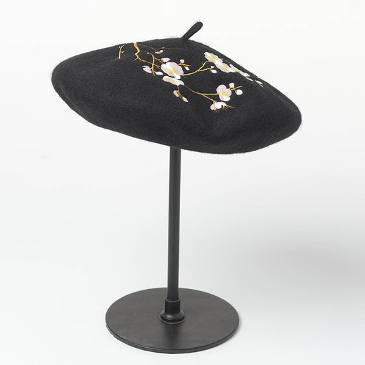 Plum Embroidery Wool Beret Painter