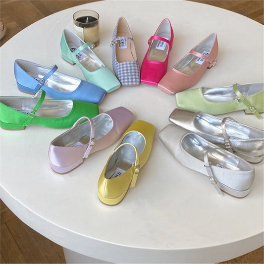 French-style Vintage Square-toe Satin Granny Shoes With A Buckle Strap