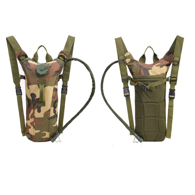 Camouflage shoulder bag