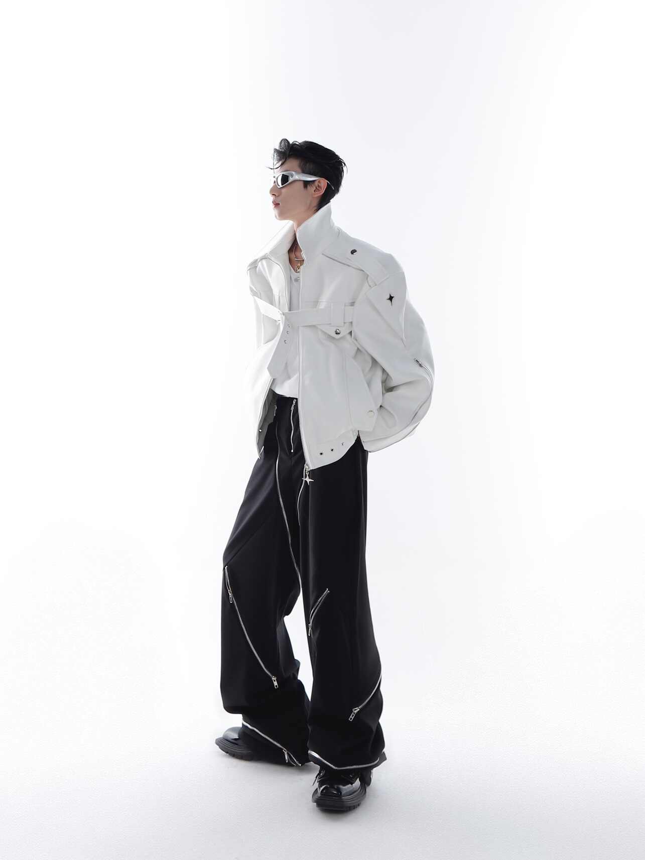 Niche Heavy Industry Deconstructs Pu Leather Coat