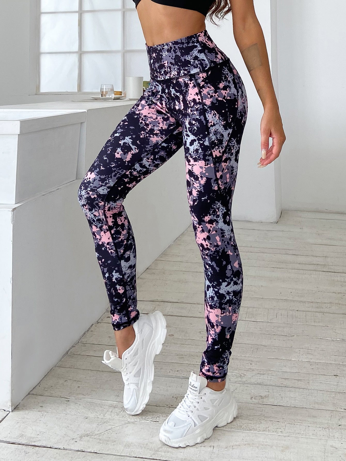 Women's New Arrival Printed High-Waisted Soft And Comfortable Leggings For Outerwear