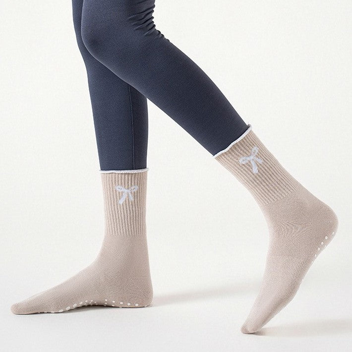 Sports Socks Yoga Mid Calf Socks Non Slip Silicone Ruffle Cotton Socks