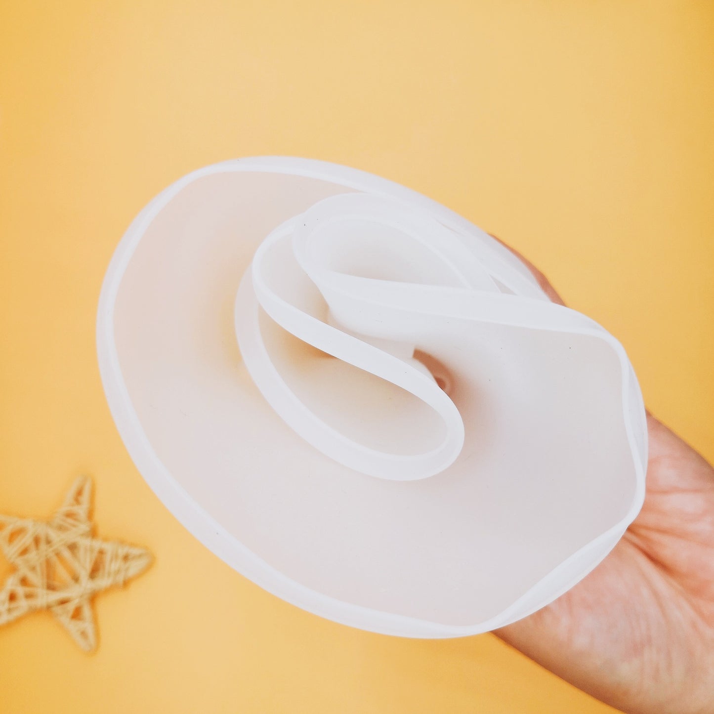 Silicone Mask Tray Is Easy To Clean, Non-toxic And Tasteless