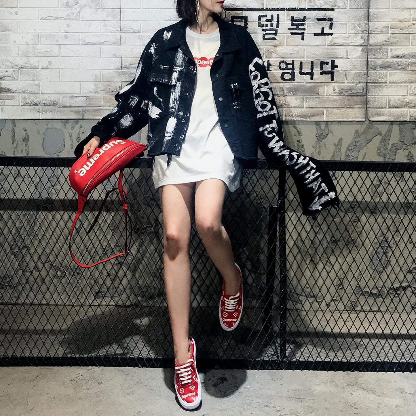 Loose Doodle Hand Drawn Washed Destroyed Big Pin Couple Denim Jacket Coat