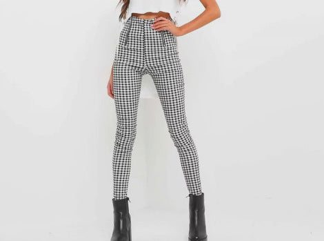 Black and white checked zipper trousers