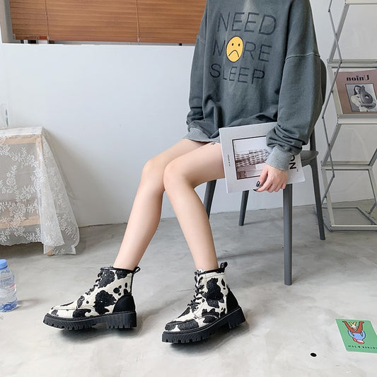 Women's Fashion Round Toe Lace-up Square Heel Platform Martin Boots