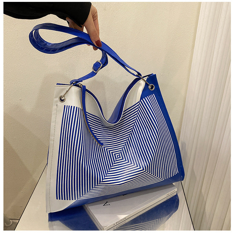 Large Capacity Crossbody Women's Shoulder Trend Casual Tote Bag
