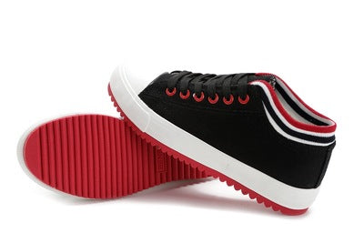 Casual canvas shoes