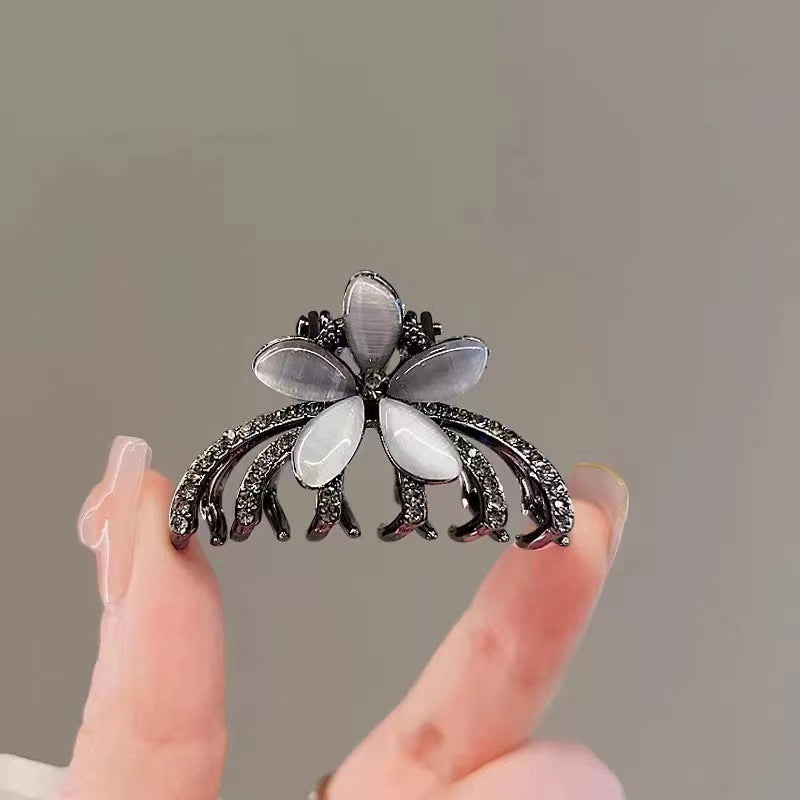 Black Temperament Opal Flowers Small Jaw Clip