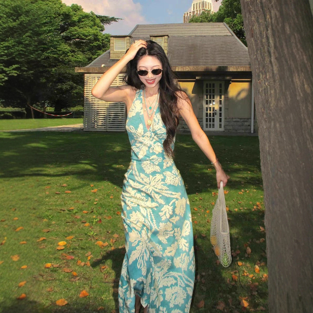 Womens V-neck French-style Sleeveless Halter Dress