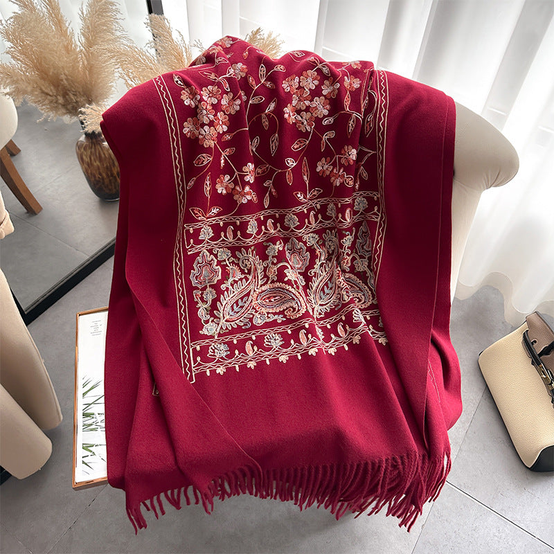 Women's Ethnic-style Embroidered Outer Shawl