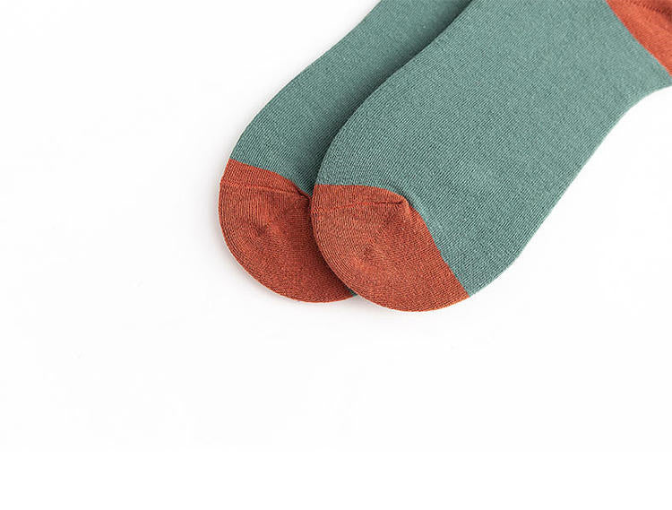 Literary Retro Men's And Women's Cotton Socks