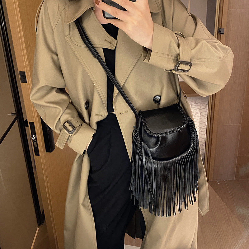 Fashion Trend Retro Tassel Shoulder Cross Body Bucket Bag
