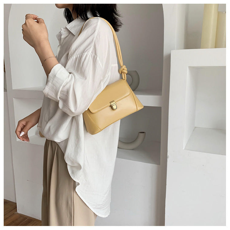 Women's design retro armpit one shoulder bag