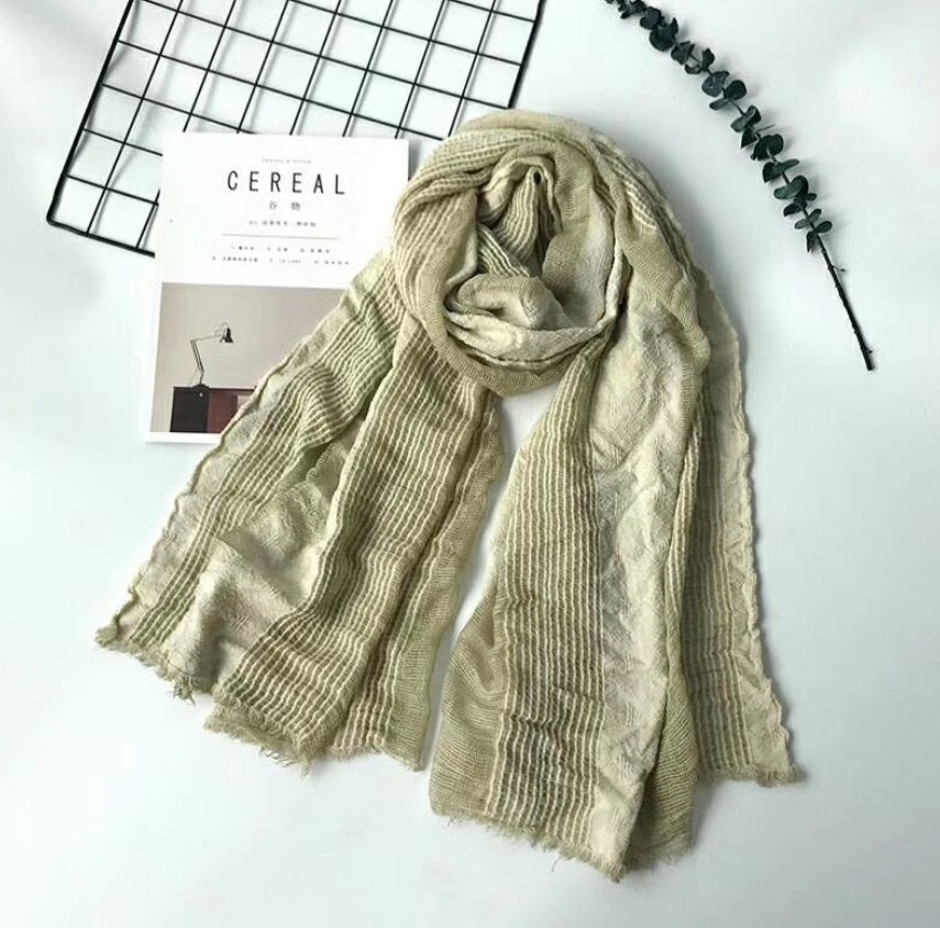Cotton and linen striped pleated scarf