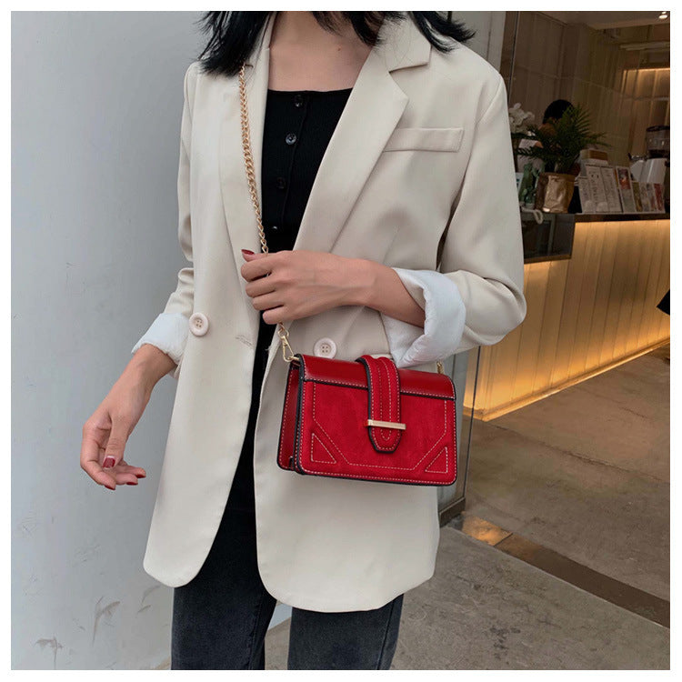 Shoulder chain bag